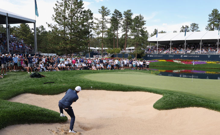 Keegan Bradley mit einem Bunkerschlag bei der BMW Championship