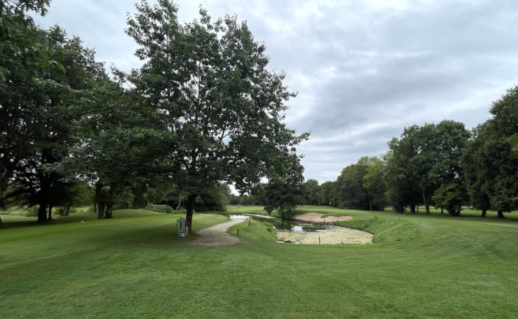 Der Abschlag 1 des Golfclubs Nordkirchen